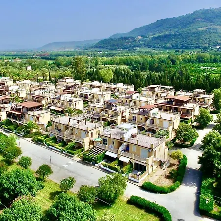 Club One Bed 79g Apartman Pizzo