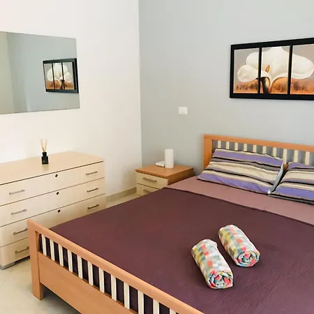 Club One Bed 79g * Pizzo (Calabria)